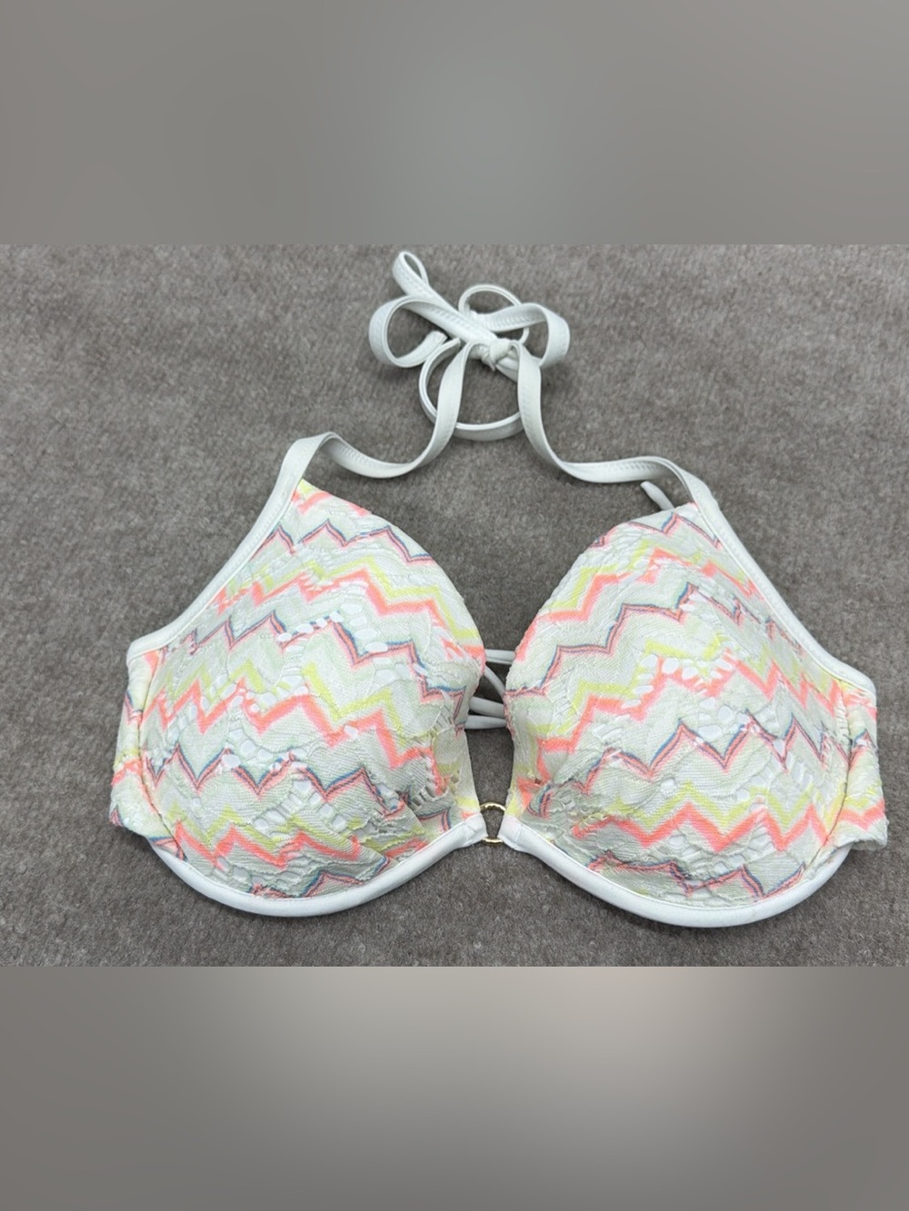 Victoria’s Secret 34DD Push Up Lace Chevron Underwire Bikini Top